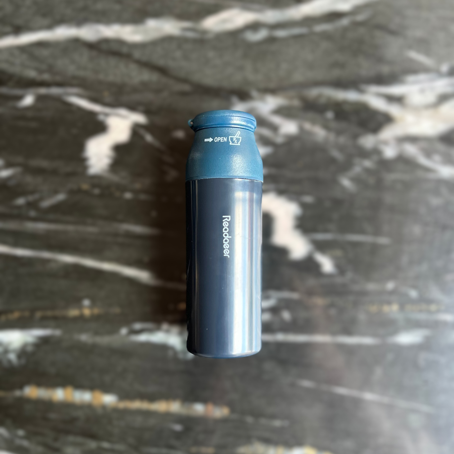 Multifunktionale Pillenflasche